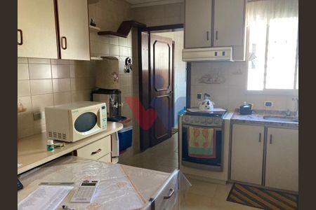 21_photo/94dce47a71.9289ff34ae3bfe2e-ATLAS-1a303543-48d2-4c11-849e-4ddbe44f02f9.jpg de apartamento à venda com 3 quartos, 179m² em Água Verde, Curitiba