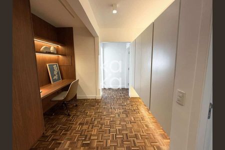 9_photo/94dce47aa3.d2cfc385ff0b6c14-ATLAS-26f3f39e-bbb0-4bfa-918f-51641fd77d1d.jpg de apartamento à venda com 3 quartos, 215m² em Rebouças, Curitiba