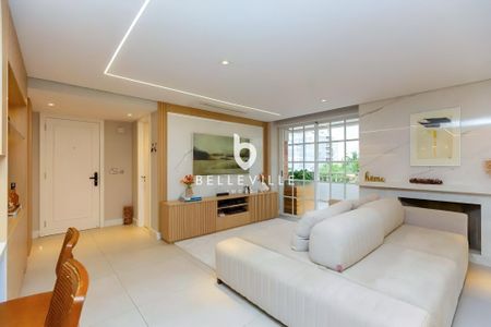 8_photo/94dce47aaf.b87ea8ae06b56093-ATLAS-7fc5bfa7-a8b9-4ac4-9be0-1aefa358e846.jpg de apartamento à venda com 4 quartos, 146m² em Centro, Curitiba