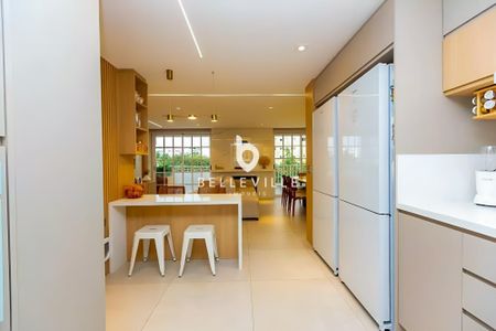 2_photo/94dce47aaf.b87ea8ae06b56093-ATLAS-b2477a5e-e97b-468c-b957-6e83a9cc05ab.jpg de apartamento à venda com 4 quartos, 146m² em Centro, Curitiba