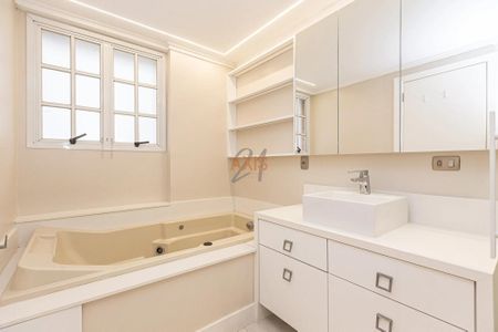 24_photo/94dce47aaf.d015c17c912ec518-ATLAS-afc917e1-5c36-4f53-bc97-e94129d82990.jpg de apartamento à venda com 4 quartos, 145m² em Centro, Curitiba