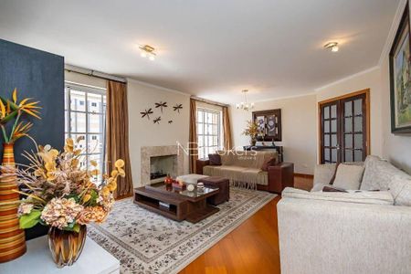 4_photo/94dce47aaf.dadd584d06f5cf19-ATLAS-2dc89307-68f6-43c7-a499-2abb156ce39d.jpg de apartamento à venda com 3 quartos, 167m² em Centro, Curitiba