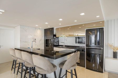 3_photo/94dce47ba5.a671cd23213f9475-ATLAS-208b5437-bcbe-4f5a-acdb-cf1f54c5e68e.jpg de apartamento para alugar com 3 quartos, 313m² em Água Verde, Curitiba