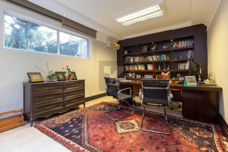 5_photo/94dce47be3.03db170ed25a5d99-ATLAS-0532bb23-73c3-40e0-b279-e207c612973c.jpg de casa à venda com 8 quartos, 373m² em Batel, Curitiba