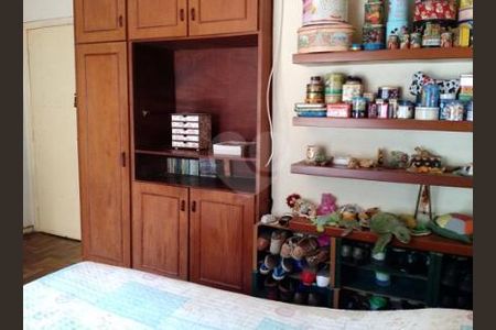 20_photo/94dce47c1b.705b337cb9697f28-ATLAS-90638bb9-77ce-4090-9a8c-0fa3a8d9b95f.jpg de casa à venda com 3 quartos, 194m² em Batel, Curitiba