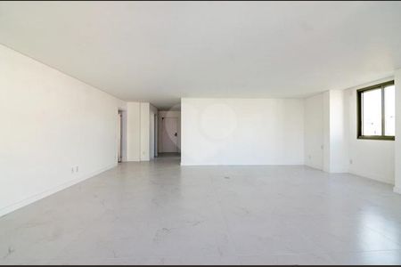 5_photo/94dce47e21.7d01d2ab176dea69-ATLAS-301eb76f-7ea6-4cc1-8675-49b60a70673f.jpg de apartamento à venda com 3 quartos, 212m² em Água Verde, Curitiba