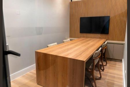 6_photo/94dce47e39.c6267d18045375b9-ATLAS-b54b32bf-56b9-41dd-82a6-b4eaea094daf.jpg de apartamento à venda com 2 quartos, 86m² em Água Verde, Curitiba