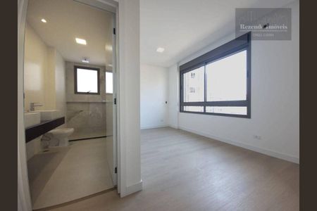 7_photo/94dce47e5d.a93586ca2fede0f7-ATLAS-a061a3f0-c25b-4516-9adc-8819a6a09813.jpg de apartamento à venda com 3 quartos, 130m² em Água Verde, Curitiba