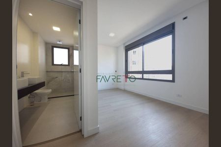 12_photo/94dce47e5d.f15ee8e46950b924-ATLAS-21e88611-20cd-47ab-bb35-1bd5407d60e9.jpg de apartamento à venda com 3 quartos, 254m² em Água Verde, Curitiba
