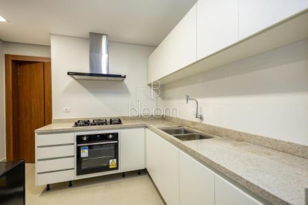 4_photo/94dce47efd.7eac2c0d7777c70e-ATLAS-71685b85-ba4d-4f8f-83e8-704683b64778.jpg de apartamento à venda com 4 quartos, 228m² em Água Verde, Curitiba