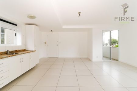 4_photo/94dce47f09.07ca48b02fd63544-ATLAS-ec4d8077-c43a-4db0-b16f-df5f20df3995.jpg de apartamento à venda com 2 quartos, 111m² em Água Verde, Curitiba