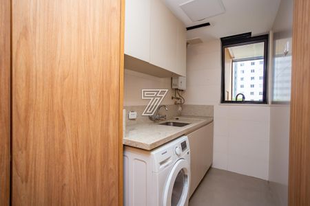 10_photo/94dce47f87.135a7bf1447b63b7-ATLAS-3b74cbd0-3f5b-466b-bcba-ab3fb59c9a44.jpg de apartamento à venda com 3 quartos, 162m² em Água Verde, Curitiba