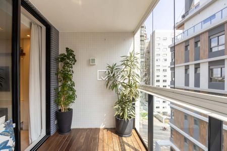 7_photo/94dce47f87.cfb266d03f506f09-ATLAS-30142e8f-5245-4ca4-8360-07a97264ec7d.jpg de apartamento à venda com 3 quartos, 117m² em Água Verde, Curitiba