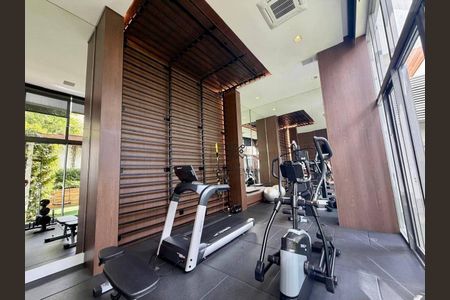 6_photo/94dce47f93.f517c6ef9574daf2-ATLAS-6fef25e8-80c8-42b5-89e7-a5afc22c8aad.jpg de apartamento para alugar com 3 quartos, 153m² em Água Verde, Curitiba