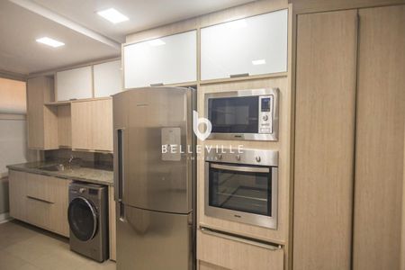 7_photo/94dce47faf.1f2bc915f83c99ca-ATLAS-55fd4251-490c-43e0-854e-59555326cc5e.jpg de apartamento para alugar com 3 quartos, 217m² em Água Verde, Curitiba