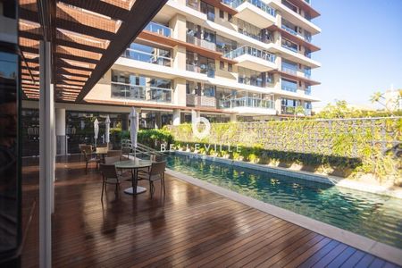 8_photo/94dce47faf.1f2bc915f83c99ca-ATLAS-57b51e08-d26e-4567-af3a-600d3bdf2666.jpg de apartamento para alugar com 3 quartos, 217m² em Água Verde, Curitiba