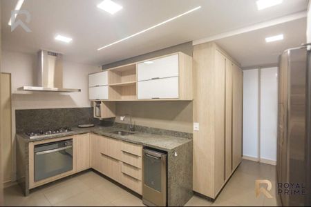 8_photo/94dce47faf.3ed203b9345acd30-ATLAS-2622ce82-8c65-48d2-9c13-a8b2cfb1b2ce.jpg de apartamento à venda com 3 quartos, 247m² em Água Verde, Curitiba