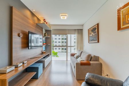 10_photo/94dce47faf.4a6084b6680f4ebb-ATLAS-e56b8fbf-4680-419e-be8b-5befc45efb66.jpg de apartamento para alugar com 3 quartos, 133m² em Água Verde, Curitiba