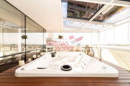 11_photo/94dce47faf.81ee6168a6f67de5-ATLAS-5d5f0070-b6a9-41f4-8a80-4f9e792f8472.jpg de apartamento à venda com 3 quartos, 267m² em Água Verde, Curitiba