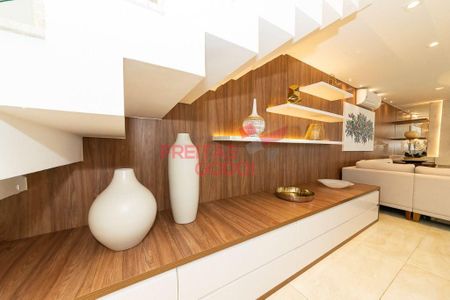 9_photo/94dce47faf.81ee6168a6f67de5-ATLAS-7ca2c19d-9e80-433a-a3d1-49dc807f2748.jpg de apartamento à venda com 3 quartos, 267m² em Água Verde, Curitiba