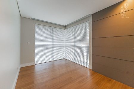 17_photo/94dce47faf.dc5be7dd53306c74-ATLAS-8b7193f5-bb43-4cf2-9d82-e5031fbc9a36.jpg de apartamento à venda com 3 quartos, 133m² em Água Verde, Curitiba