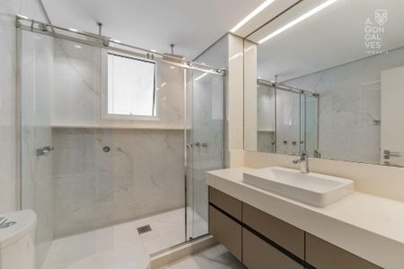 16_photo/94dce47faf.dc5be7dd53306c74-ATLAS-c428e6d2-5988-463b-a108-ae0e2da09fa4.jpg de apartamento à venda com 3 quartos, 133m² em Água Verde, Curitiba