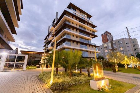 2_photo/94dce47faf.fc77ff05f9b4d023-ATLAS-6ecf6b52-2a90-4fa7-bb94-64822bcd53eb.jpg de apartamento à venda com 3 quartos, 133m² em Água Verde, Curitiba