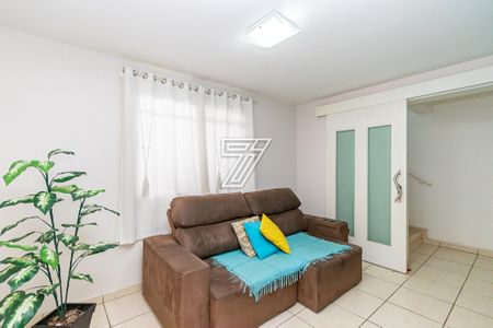 2_photo/94dce48091.97484f792a469e2d-ATLAS-b60f60e8-0cbd-45c8-971b-6c3e3030d138.jpg de casa à venda com 3 quartos, 220m² em Água Verde, Curitiba