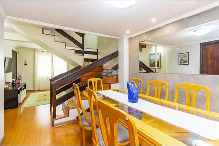 13_photo/94dce480db.e5df5ece740bac08-ATLAS-1cb09486-7c82-4279-a3a5-aef53b6532e8.jpg de apartamento à venda com 4 quartos, 135m² em Água Verde, Curitiba