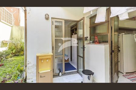 11_photo/94dce480ef.d8de91f292317327-ATLAS-1d5f5e4f-4f83-462e-b4e2-352dd70f274b.jpg de casa à venda com 5 quartos, 194m² em Água Verde, Curitiba