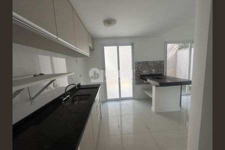 8_photo/94dce4810d.833a42e394c467a8-ATLAS-22bc7d1f-6281-4e0e-94fe-3eb9df21f6b7.jpg de casa à venda com 3 quartos, 132m² em Água Verde, Curitiba