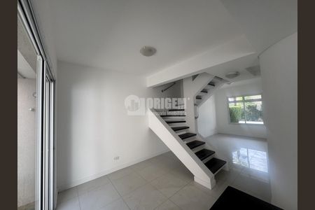 2_photo/94dce4810d.833a42e394c467a8-ATLAS-e31d0533-62f6-4b06-a826-888b343ce70d.jpg de casa à venda com 3 quartos, 132m² em Água Verde, Curitiba