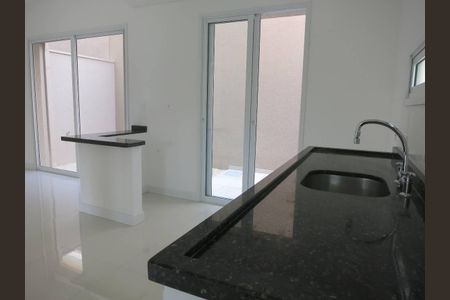 3_photo/94dce4810d.833a42e394c467a8-ATLAS-e6375e25-291f-49da-b791-d9cf630c2701.jpg de casa à venda com 3 quartos, 132m² em Água Verde, Curitiba