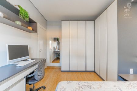 7_photo/94dce48141.c71f1d8725b4ceca-ATLAS-3504f4e1-cf1c-4121-9422-00bde3268d4c.jpg de casa à venda com 4 quartos, 186m² em Água Verde, Curitiba