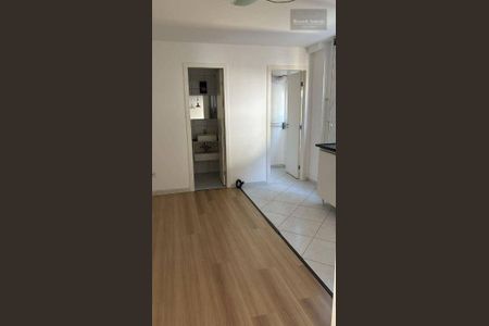 8_photo/94dce48183.f8f76cadf2e7c453-ATLAS-aed99eb4-8214-4cf0-b087-c109af86d40a.jpg de apartamento à venda com 1 quarto, 31m² em Água Verde, Curitiba