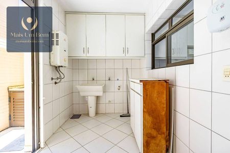 4_photo/94dce481a7.6372b37926bdc320-ATLAS-14f058d1-059a-4028-ab78-9255d45a3ede.jpg de casa à venda com 3 quartos, 205m² em Água Verde, Curitiba