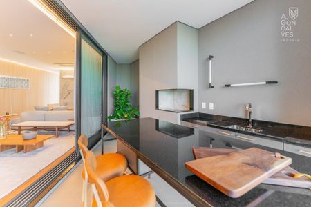 5_photo/94dce48205.40057040915cc9f2-ATLAS-cf2c378a-a0d2-488e-bac4-a4f4e0d032b0.jpg de apartamento à venda com 2 quartos, 189m² em Água Verde, Curitiba