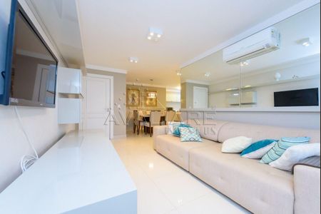 5_photo/94dce48261.17a4969d13b5e058-ATLAS-e5e43150-3eca-40fe-a349-45bea6ddfc7a.jpg de apartamento à venda com 2 quartos, 87m² em Água Verde, Curitiba