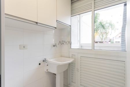 9_photo/94dce4827d.c88545e9a7e8fd85-ATLAS-416bc648-fb83-4697-a5cd-3eaf3041e950.jpg de apartamento à venda com 3 quartos, 94m² em Água Verde, Curitiba