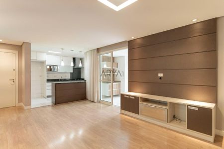 3_photo/94dce4827d.c88545e9a7e8fd85-ATLAS-b69628a4-2db6-4987-b86e-6f78623f385b.jpg de apartamento à venda com 3 quartos, 94m² em Água Verde, Curitiba