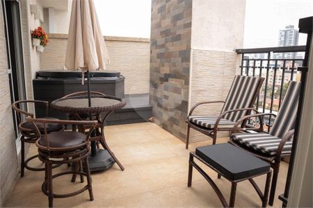 4_photo/94dce4827f.8a3b691a8180766f-ATLAS-0bb2a551-1148-4528-ab27-e5d018d70e73.jpg de apartamento à venda com 3 quartos, 124m² em Água Verde, Curitiba