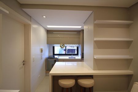 13_photo/94dce48285.4efc96525589f5e2-ATLAS-d29dc192-3ebe-45dc-a03f-a2e9e0a49044.jpg de apartamento à venda com 1 quarto, 29m² em Água Verde, Curitiba