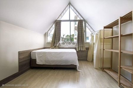 5_photo/94dce48293.0aeeebdec6edfca9-ATLAS-2e5142a6-e773-4c87-bd3b-abda85f850fd.jpg de casa à venda com 4 quartos, 208m² em Água Verde, Curitiba