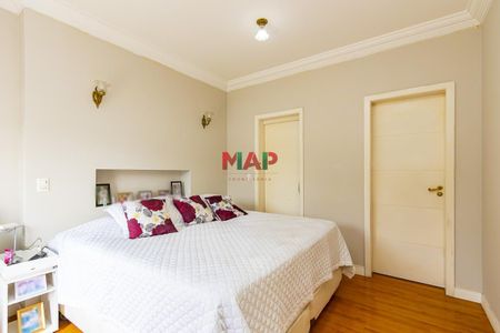 29_photo/94dce482a1.8d18c630dfb2204c-ATLAS-64b4739b-4b3c-4149-9ec6-8f4648aec2ff.jpg de casa à venda com 4 quartos, 276m² em Água Verde, Curitiba