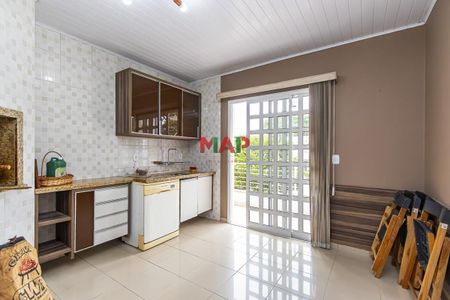 21_photo/94dce482a1.8d18c630dfb2204c-ATLAS-6a4855f9-c48b-4e00-a62e-6531504375f2.jpg de casa à venda com 4 quartos, 276m² em Água Verde, Curitiba