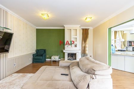 17_photo/94dce482a1.8d18c630dfb2204c-ATLAS-9a525b73-1e23-4db0-8e89-035d98b87a38.jpg de casa à venda com 4 quartos, 276m² em Água Verde, Curitiba