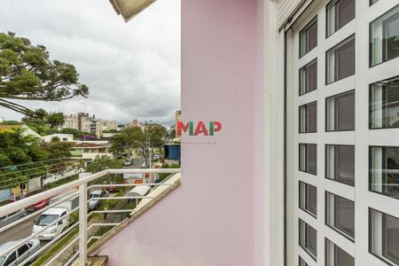 31_photo/94dce482a1.8d18c630dfb2204c-ATLAS-c77cfbe8-8c9e-40f6-b433-f8a3ebf62f0d.jpg de casa à venda com 4 quartos, 276m² em Água Verde, Curitiba