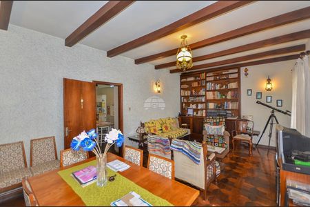 2_photo/94dce48305.d98222dd41a0ddec-ATLAS-0ec9beb0-56b3-4baf-8f2b-c3e0202a6eba.jpg de casa à venda com 3 quartos, 137m² em Água Verde, Curitiba