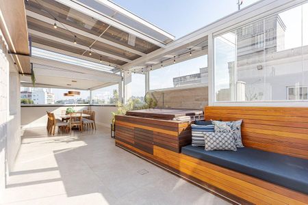 7_photo/94dce4831f.61bdc0c06b760ac2-ATLAS-d1e224a2-ab6a-453c-84ac-de73f5e13dcd.jpg de apartamento à venda com 3 quartos, 215m² em Água Verde, Curitiba