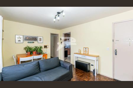 2_photo/94dce4832d.ea420d7bc41f9dd0-ATLAS-12c21822-975d-450d-a9a8-af4e330ae78e.jpg de apartamento à venda com 3 quartos, 75m² em Água Verde, Curitiba